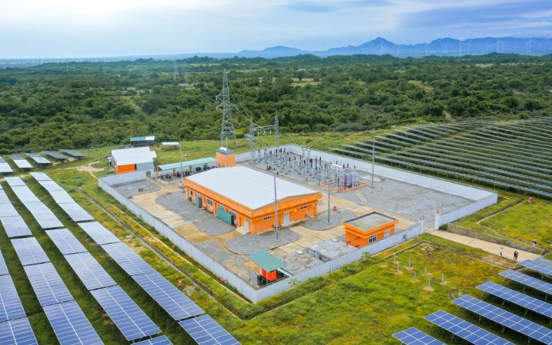 Nhập khẩu pin năng lượng mặt trời có cần kiểm tra chất lượng, hợp quy hoặc giấy phép không?